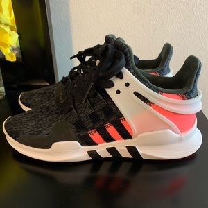 ADIDAS EQT Size 6 Pink & Black